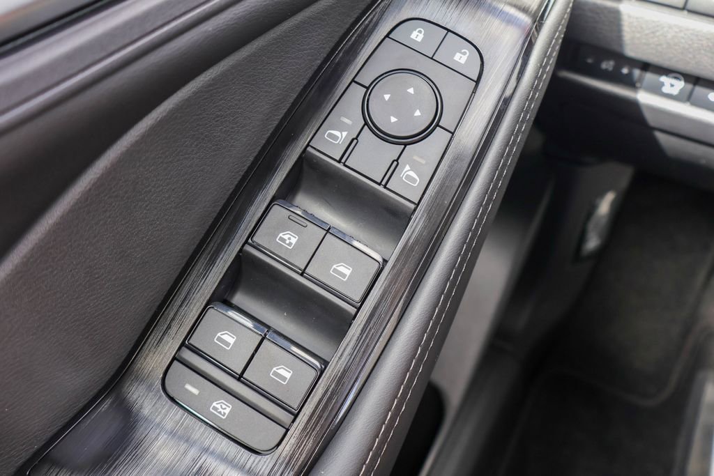 New 2026 Nissan Rogue SV image 14