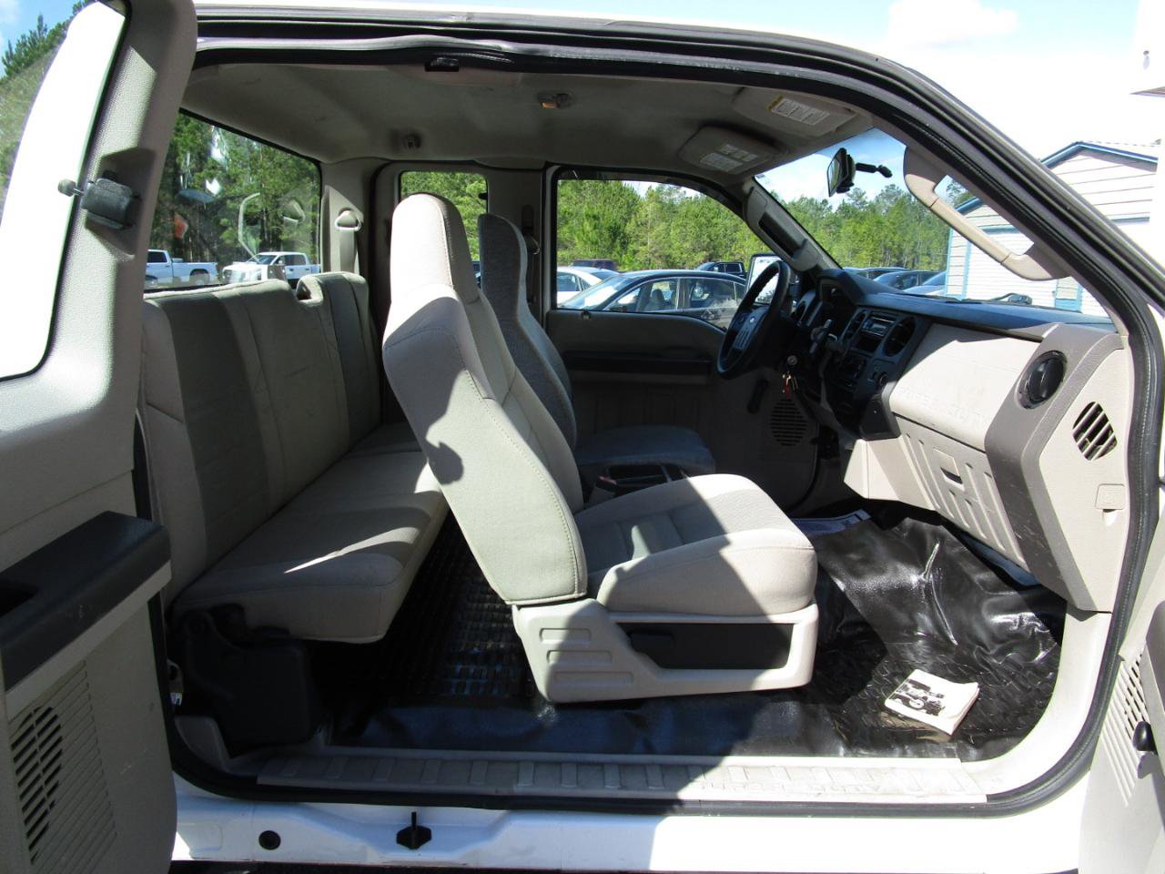 Used 2008 Ford F250 XL RWD image 22