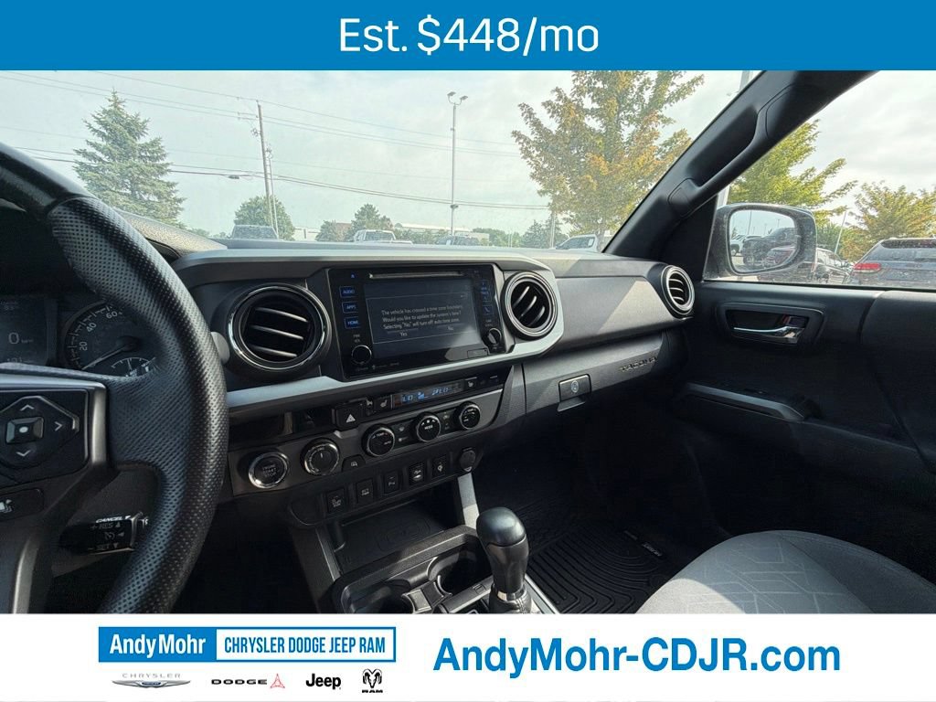 Used 2016 Toyota Tacoma TRD Off-Road w/ Premium & Technology Package AWD/4WD image 13