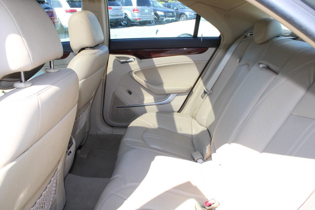 Used 2010 Cadillac CTS Premium image 19