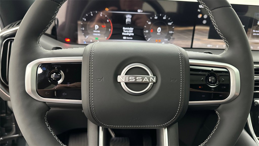 New 2025 Nissan Armada Platinum Reserve image 17