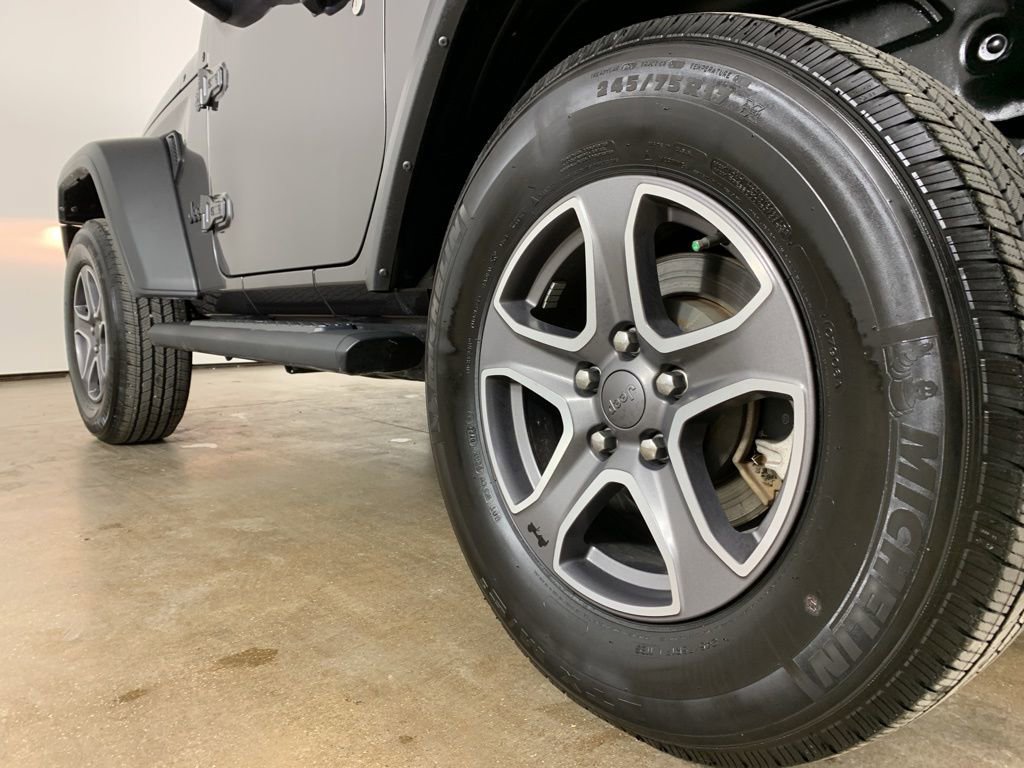 Used 2022 Jeep Wrangler Sport S image 14