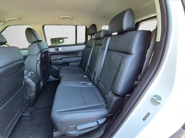 New 2027 Hyundai Santa Fe SEL FWD image 16