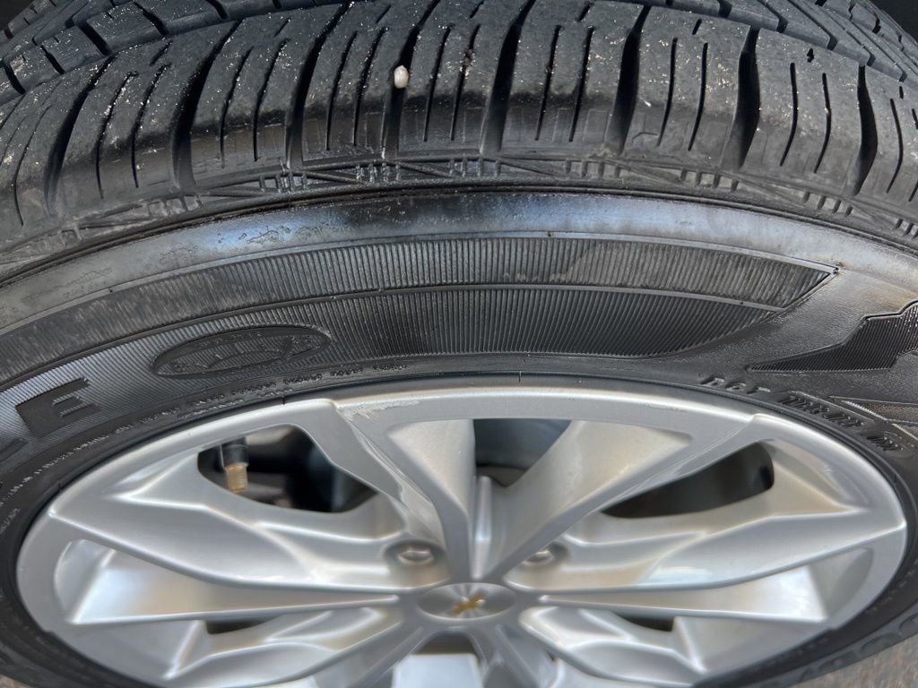 Used 2024 Chevrolet Malibu LT image 26