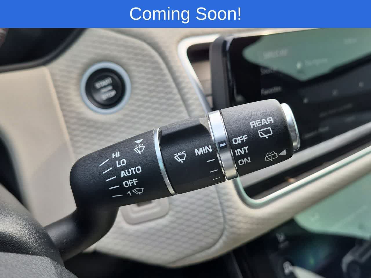 Used 2019 Land Rover Range Rover Velar S AWD/4WD image 25