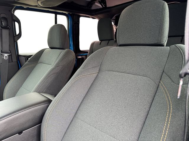 Certified 2025 Jeep Wrangler Willys image 14