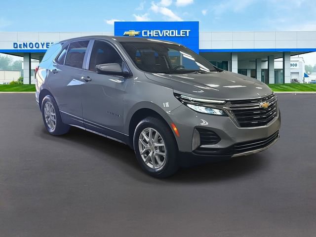 Used 2024 Chevrolet Equinox LT w/ LPO, Floor Liner Package image 6