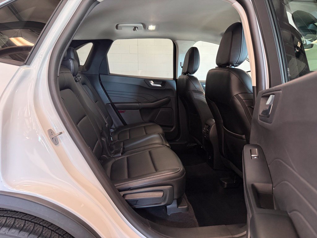Used 2022 Ford Escape SEL AWD/4WD image 30