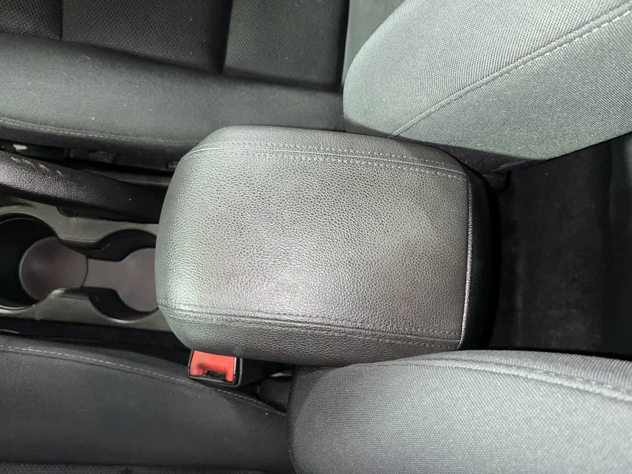 Used 2016 Chevrolet Cruze LT FWD image 21