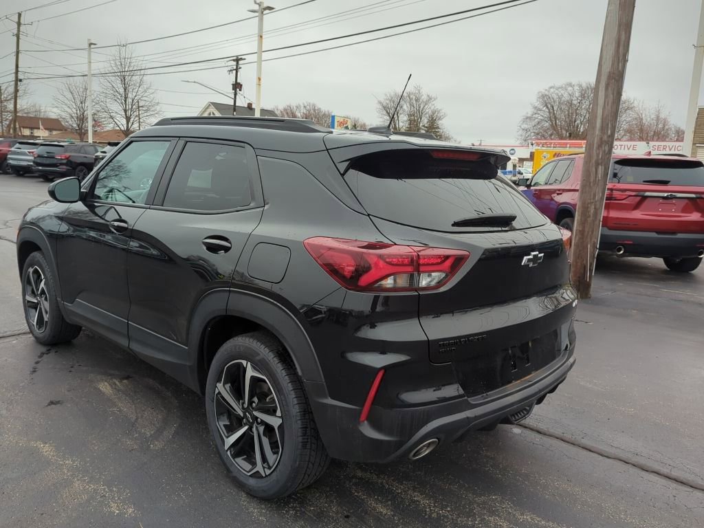 Certified 2023 Chevrolet TrailBlazer RS w/ Sun and Liftgate Package image 7