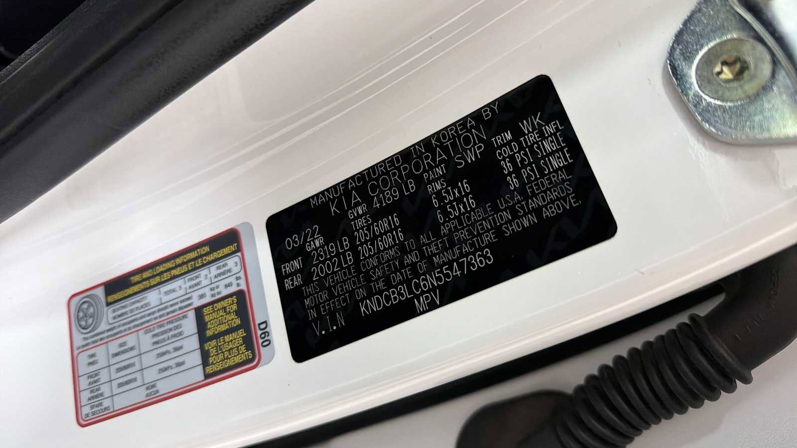 Used 2022 Kia Niro LXS FWD image 11