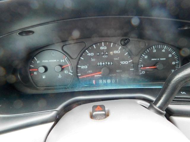 Used 2001 Ford Taurus SEL image 16