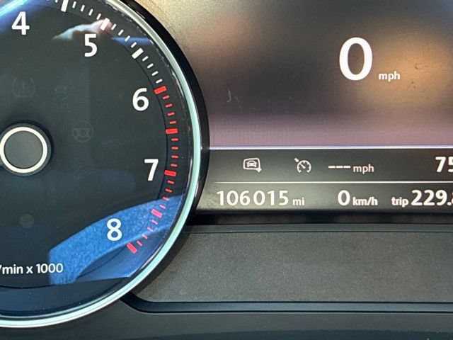 Used 2017 Volkswagen Touareg Wolfsburg Edition AWD/4WD image 28