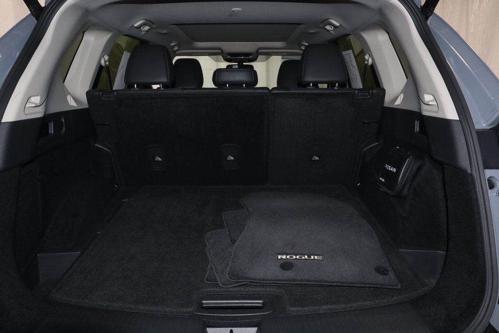 Certified 2023 Nissan Rogue Platinum w/ Platinum Premium Package image 18