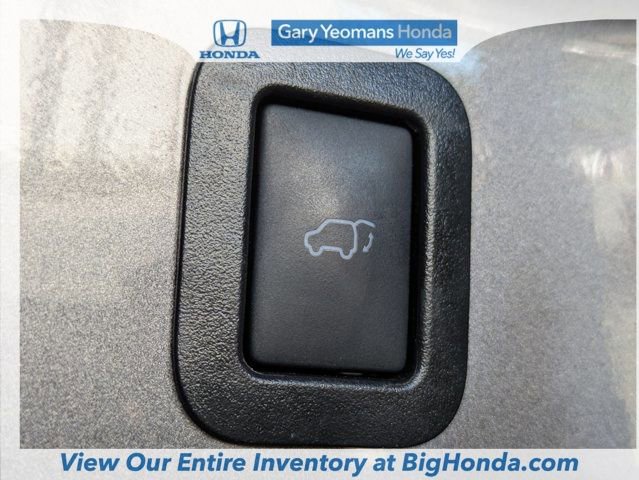 Used 2018 Toyota Highlander Limited image 21