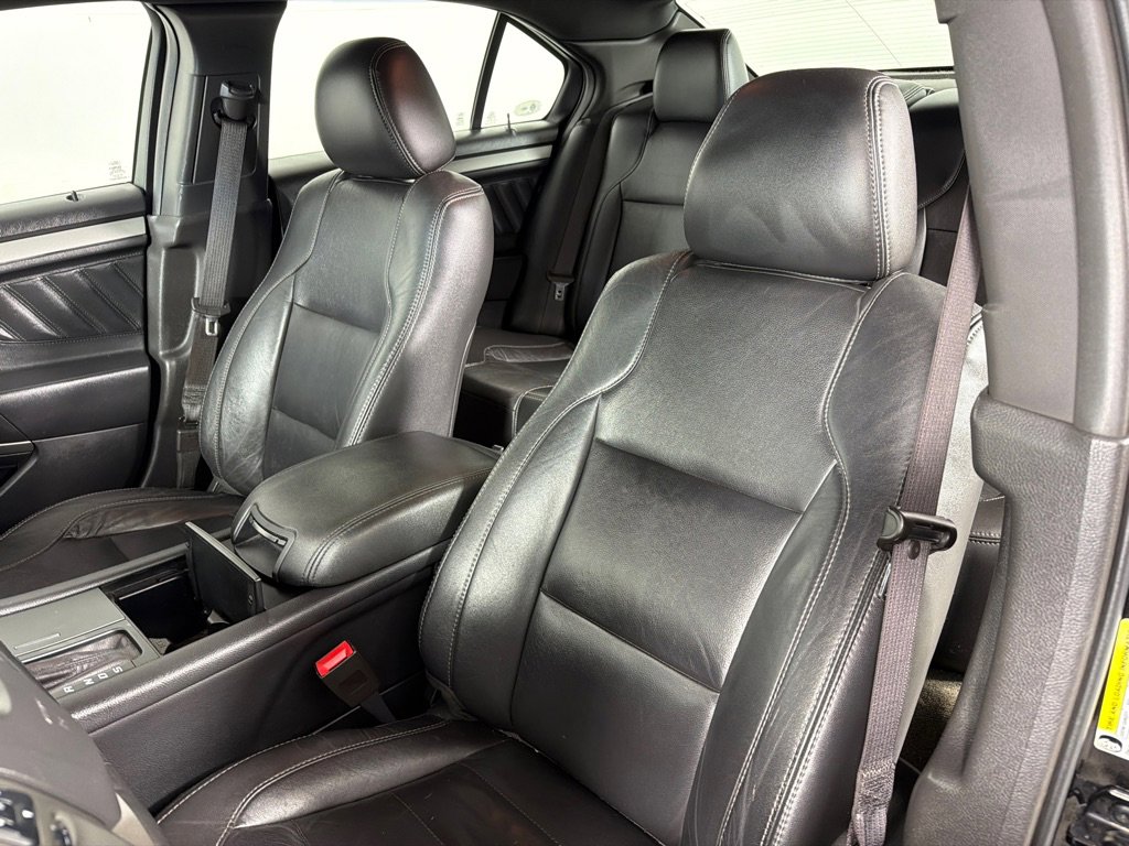 Used 2014 Ford Taurus SEL w/ Equipment Group 201A image 11