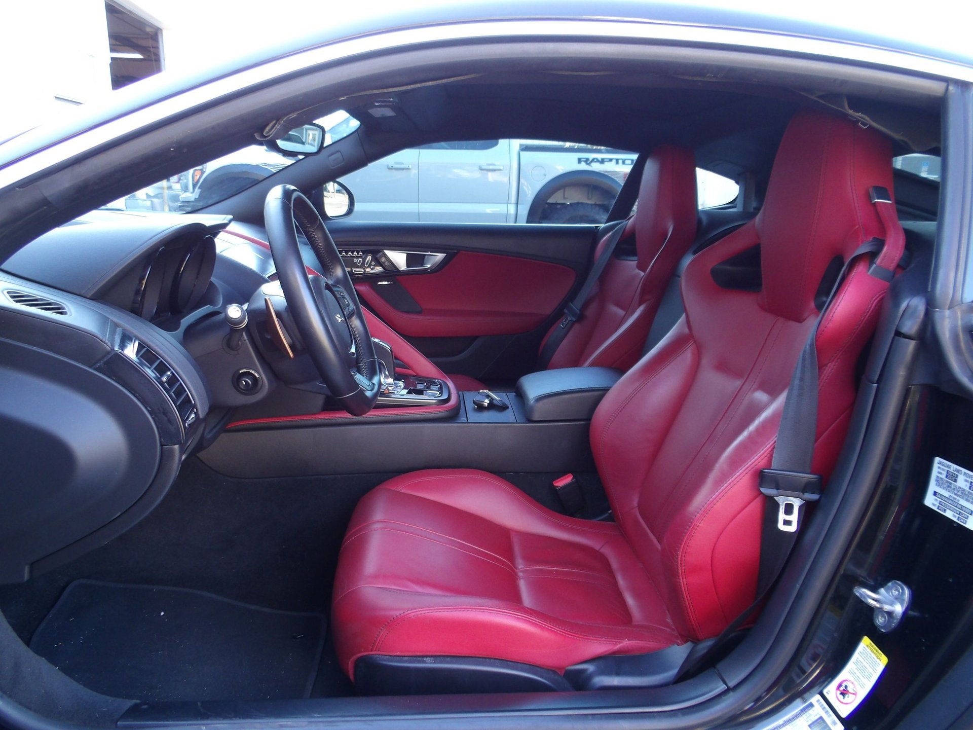 Used 2015 Jaguar F-TYPE S image 4