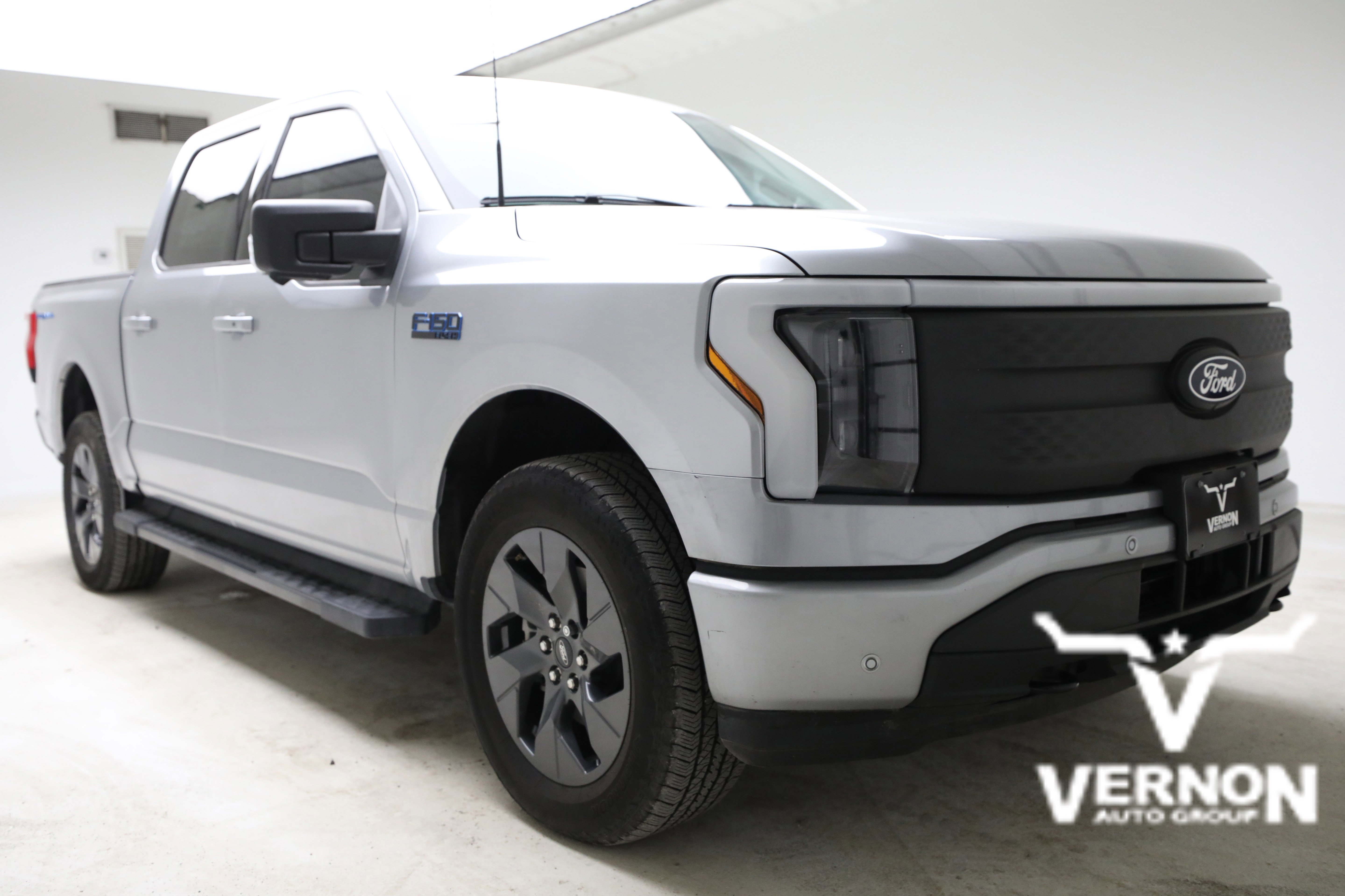 New 2025 Ford F150 Lightning Flash AWD/4WD image 7