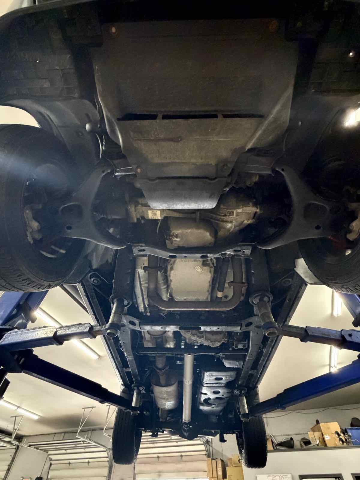 Used 2019 GMC Canyon SLE w/ Elevation Edition image 19