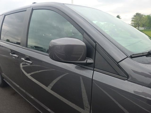 Used 2018 Dodge Grand Caravan GT FWD image 5