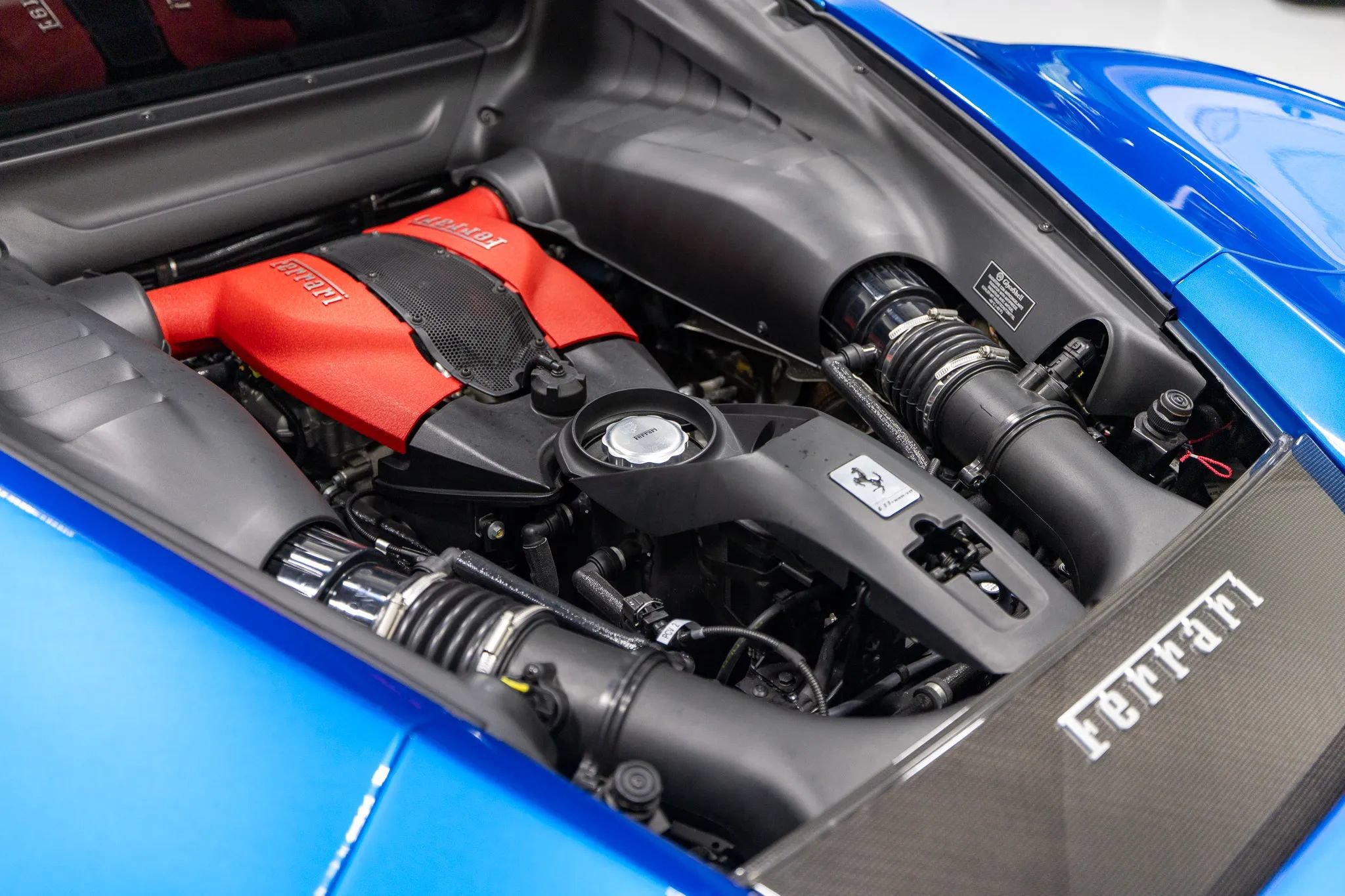 Used 2020 Ferrari F8 Tributo RWD image 47