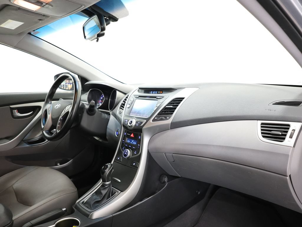 Used 2015 Hyundai Elantra Limited w/ Option Group 05 FWD image 23