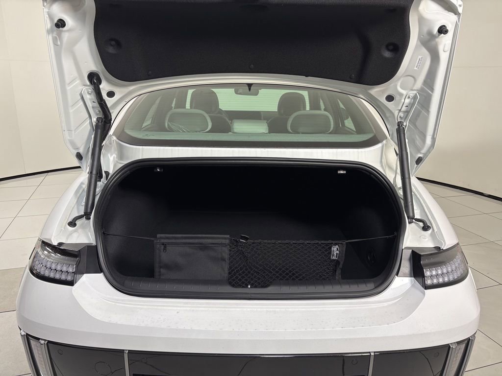 New 2025 Hyundai Ioniq 6 SEL image 21