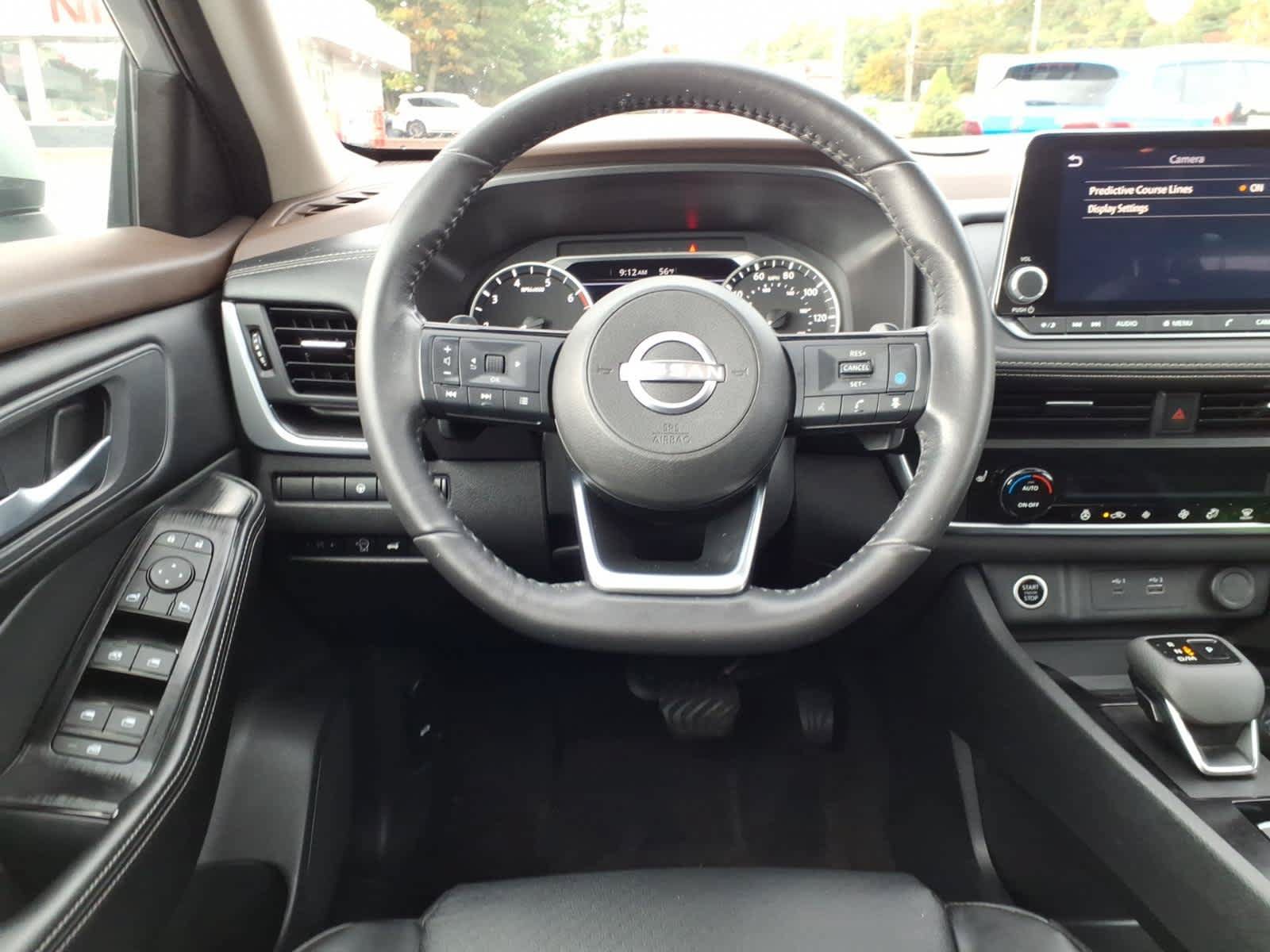Used 2023 Nissan Rogue SV w/ SV Premium B Package AWD/4WD image 14