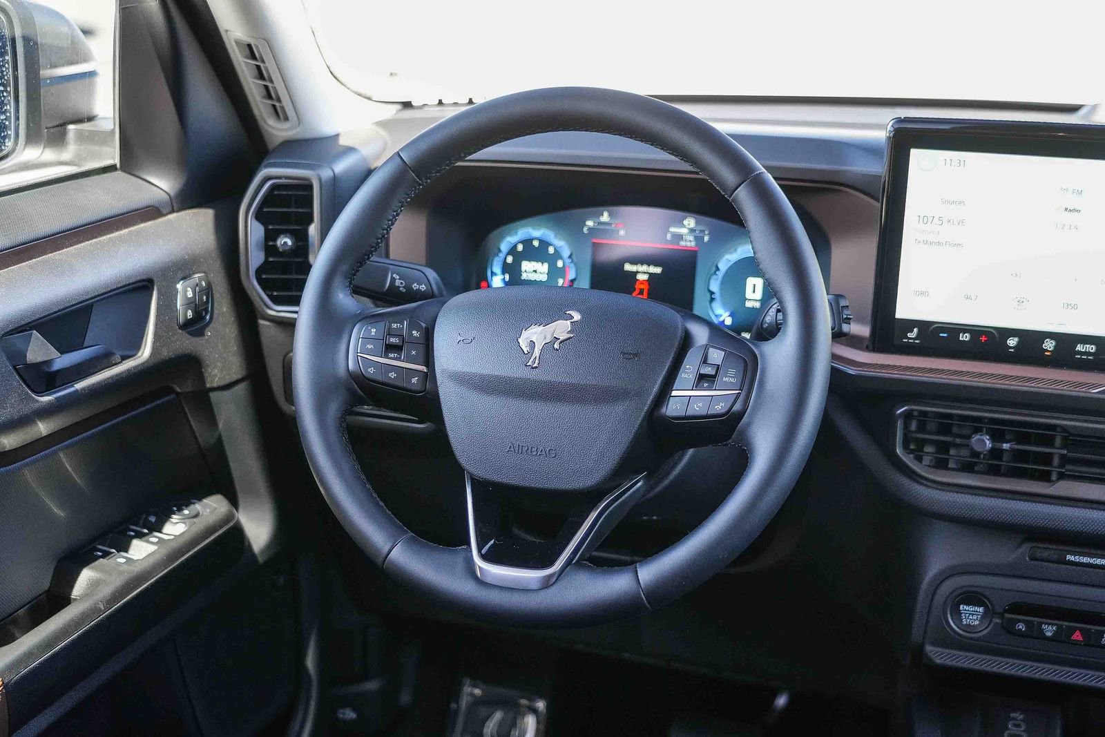 Used 2025 Ford Bronco Sport Outer Banks w/ Outer Banks Tech Package+ AWD/4WD image 15