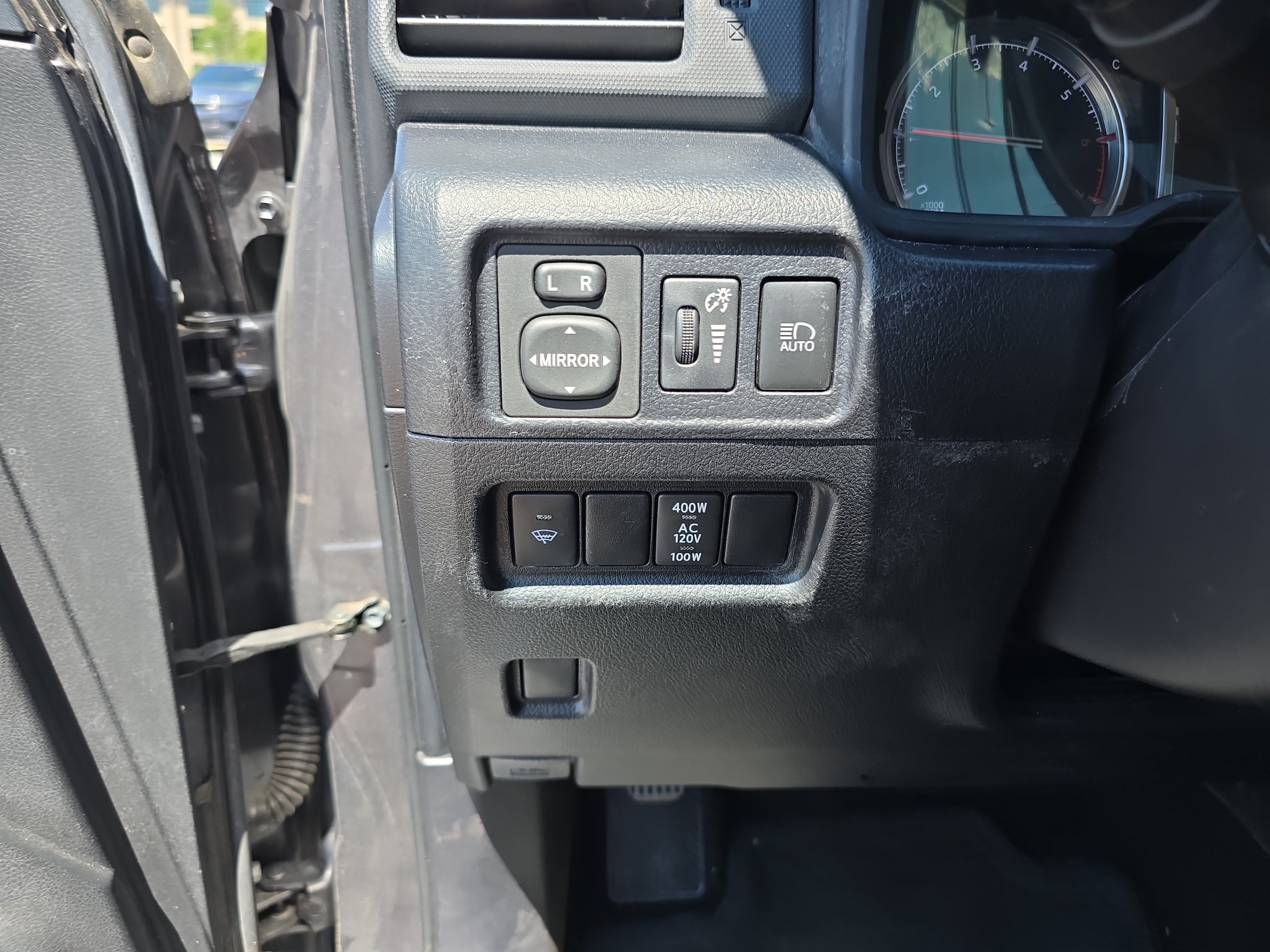 Used 2021 Toyota 4Runner TRD Off-Road Premium w/ Moonroof Package AWD/4WD image 33