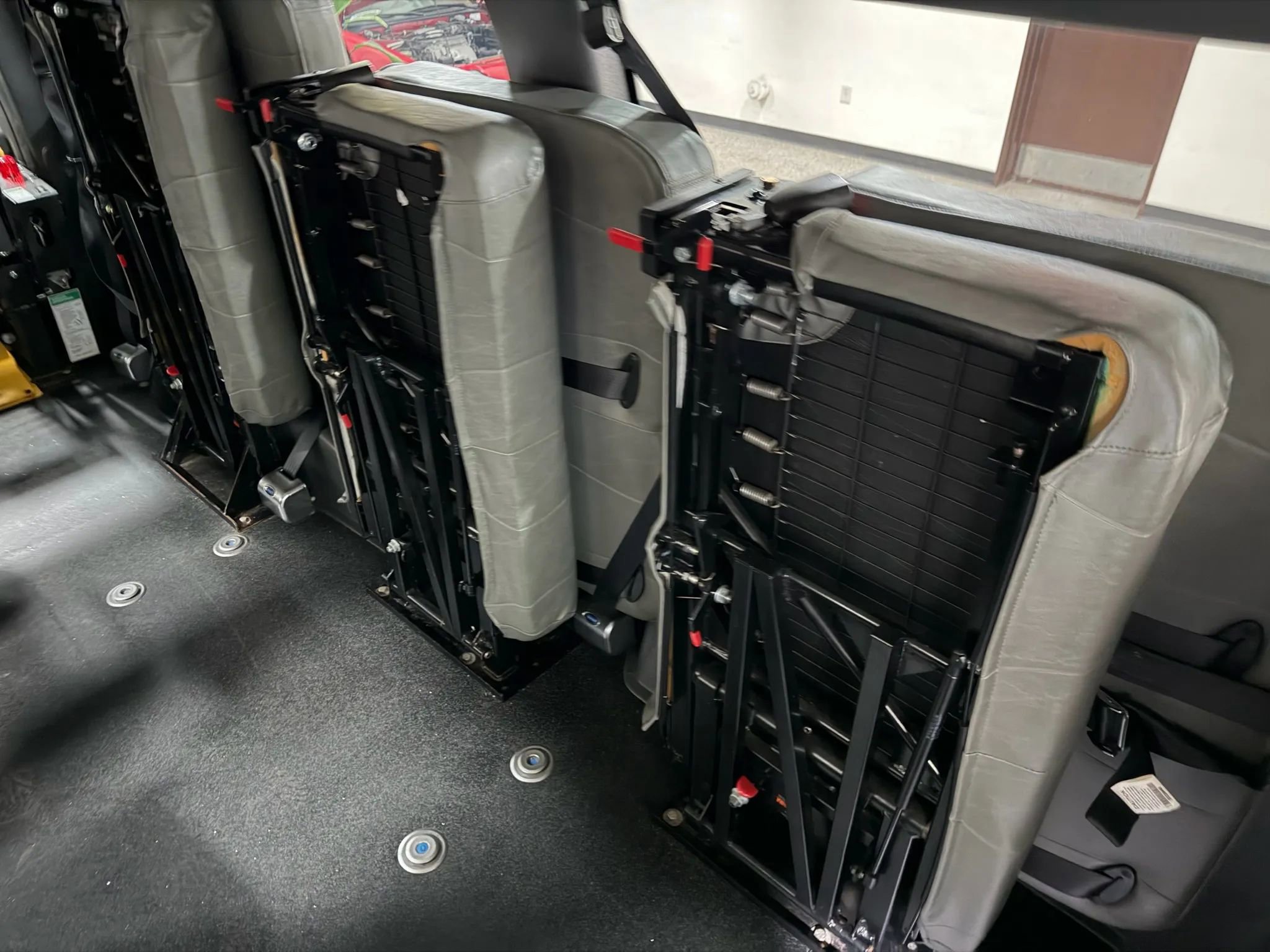 Used 2014 Ford E-250 and Econoline 250 Extended w/ Power Group image 64