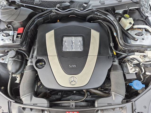 Used 2011 Mercedes-Benz C 300 Sedan image 22