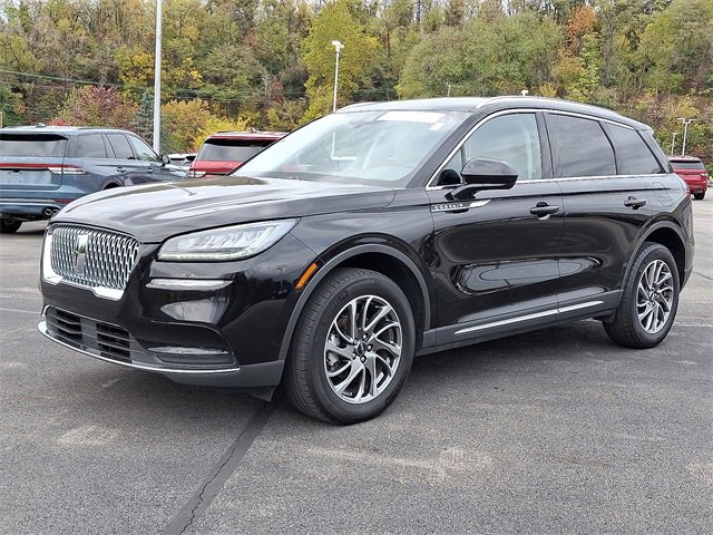 Certified 2022 Lincoln Corsair AWD w/ Equipment Group 101A image 3