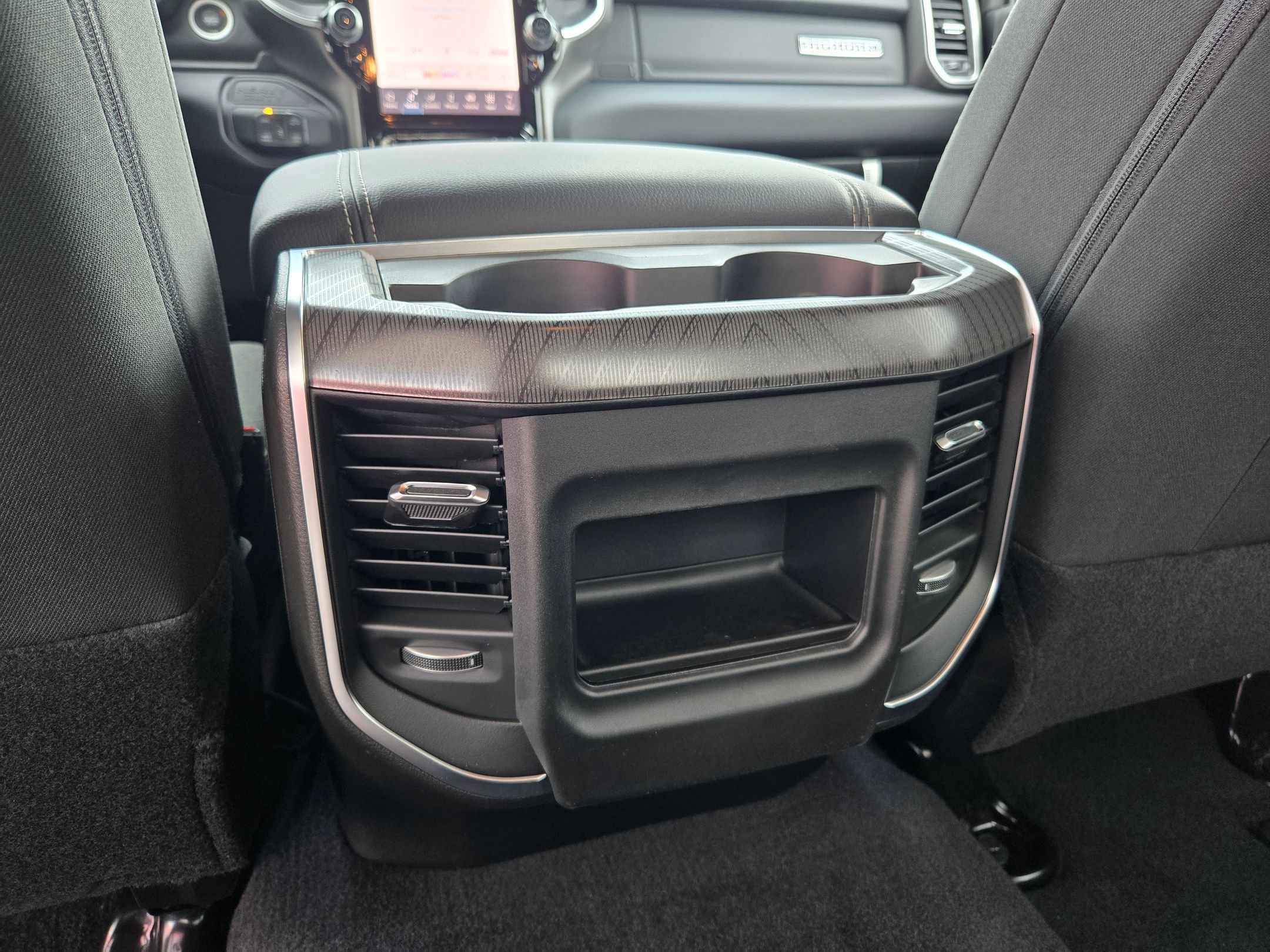 New 2026 RAM 2500 Big Horn AWD/4WD image 33