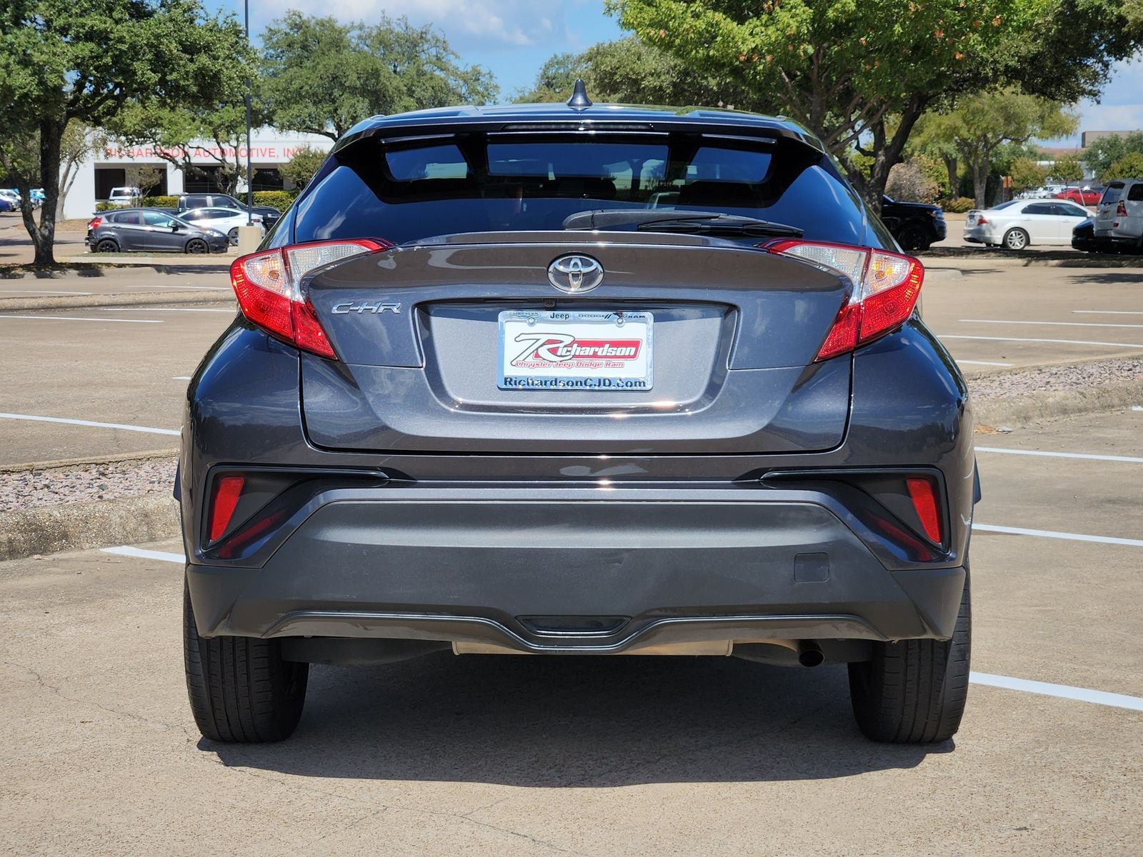 Used 2021 Toyota C-HR LE FWD image 5