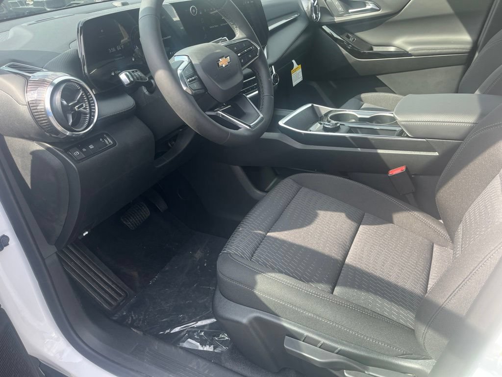 New 2027 Chevrolet Equinox LT FWD image 11
