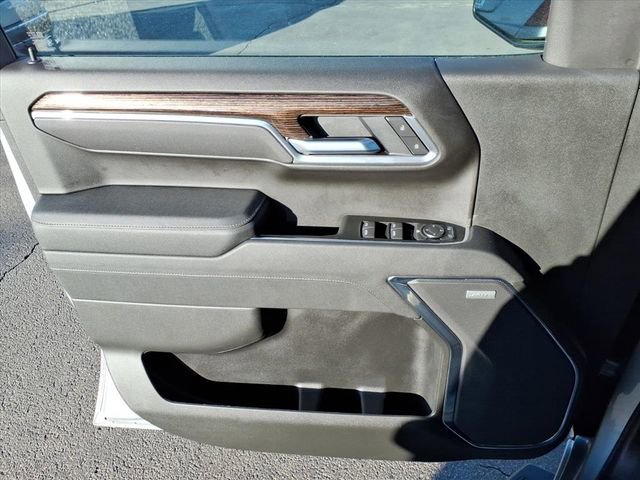 New 2026 GMC Sierra 1500 Elevation image 26