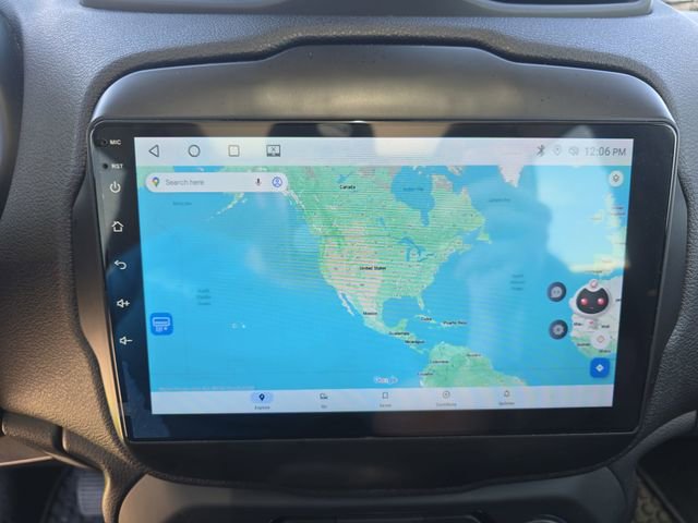 Used 2018 Jeep Renegade Trailhawk image 21