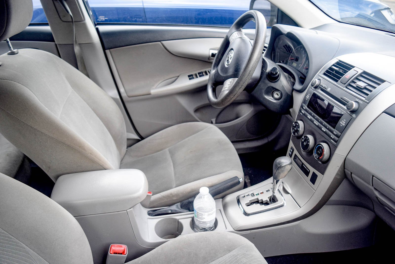 Used 2011 Toyota Corolla LE image 8