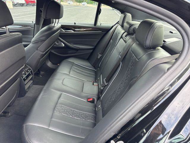 Used 2020 BMW M550i xDrive w/ Executive Package AWD/4WD image 19