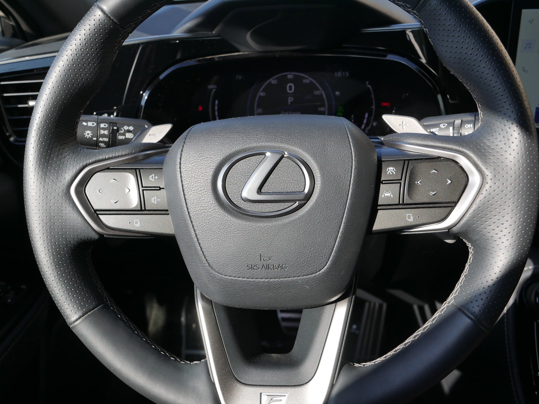 Used 2025 Lexus NX 450h+ F Sport image 25