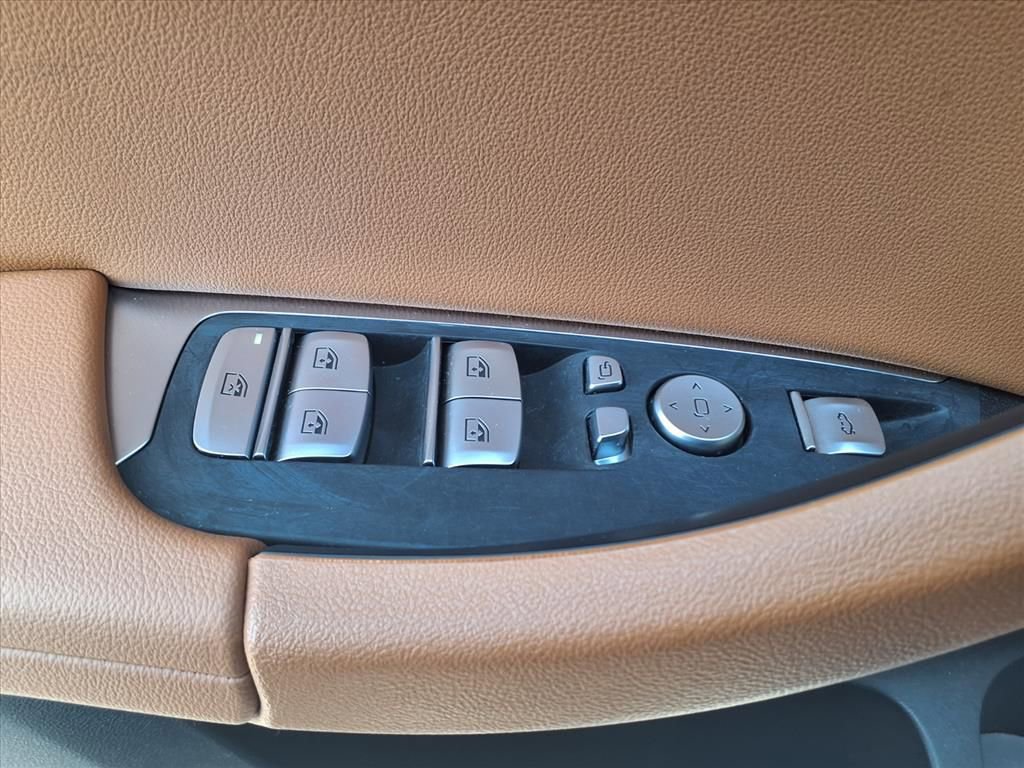 Used 2024 BMW X3 xDrive30i w/ Premium Package image 7