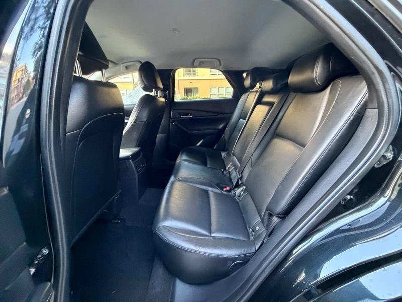 Used 2021 MAZDA CX-30 FWD 2.5 S w/ Select Package image 29