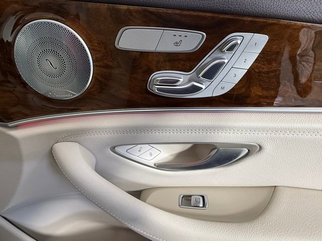 Used 2017 Mercedes-Benz E 300 4MATIC image 36