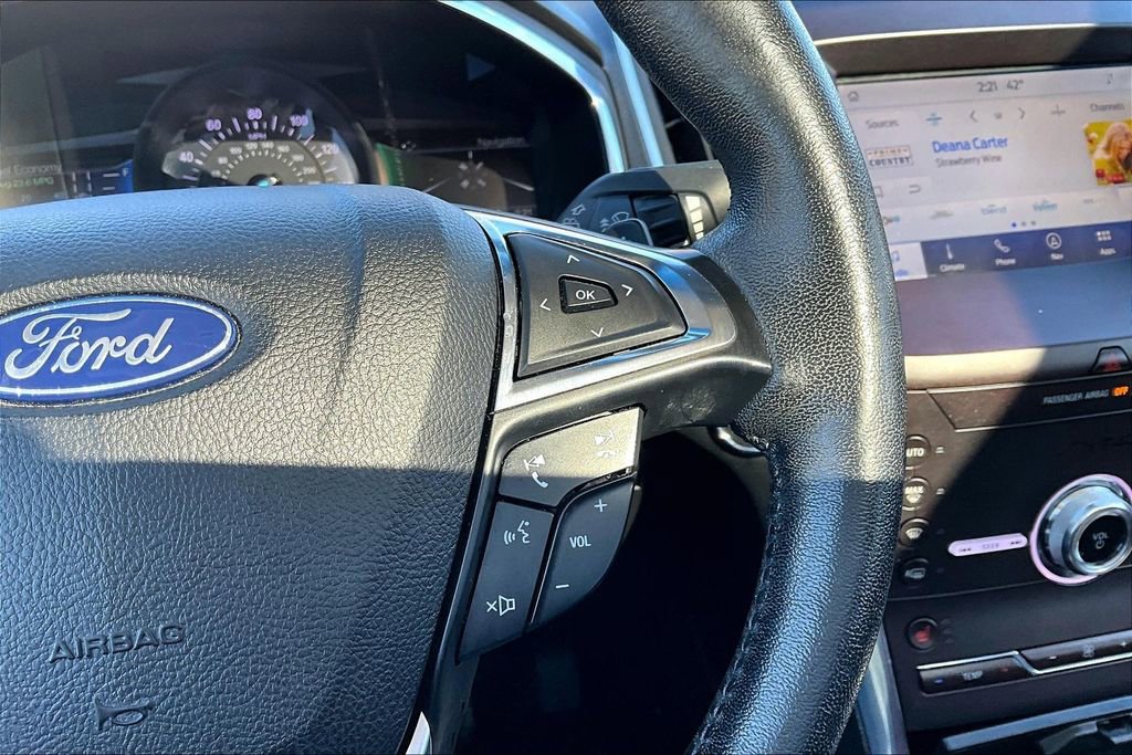 Used 2020 Ford Edge Titanium w/ Class II Trailer Tow Package image 20