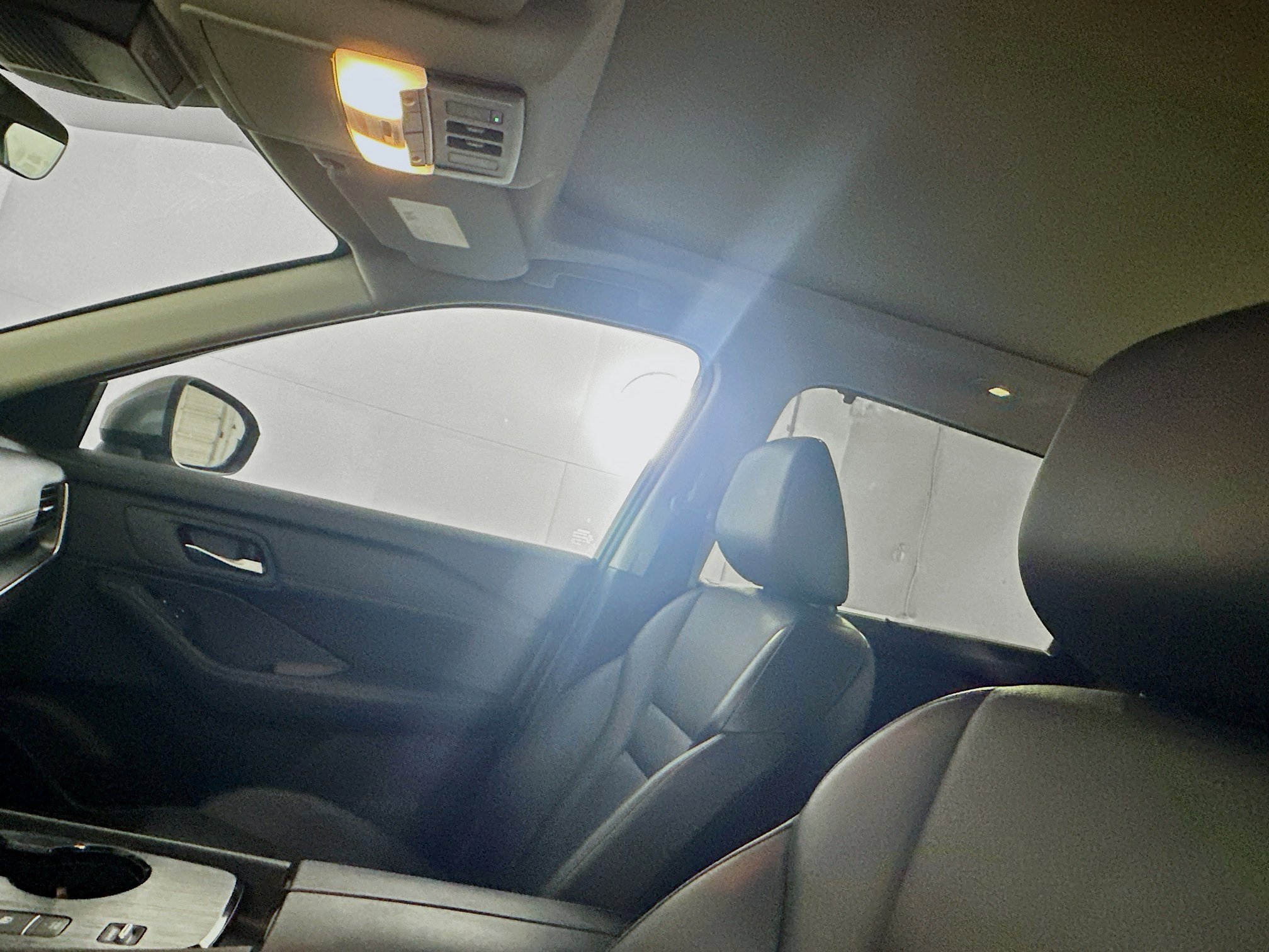 Used 2024 Nissan Rogue SV w/ SV Premium Package image 25