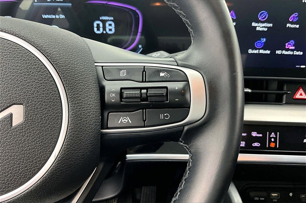 Used 2024 Kia Sportage EX image 19