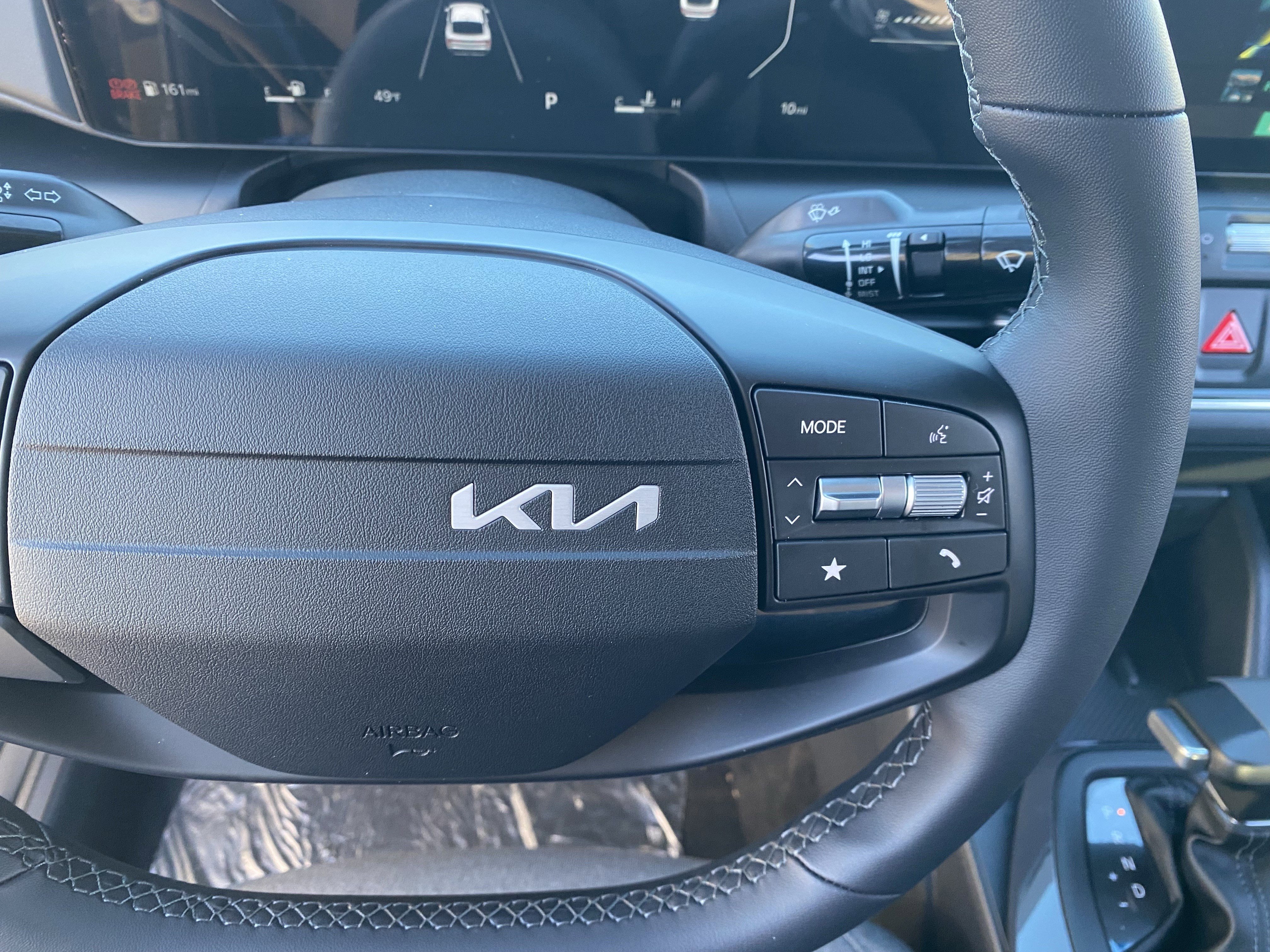 New 2025 Kia K4 EX image 23