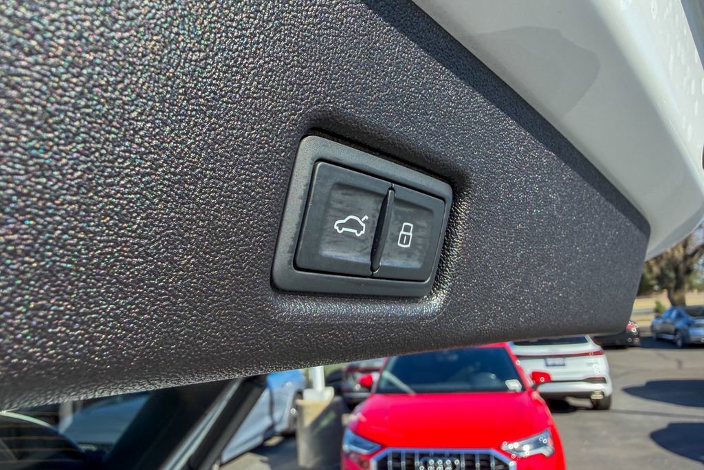 New 2025 Audi Q5 Premium image 26