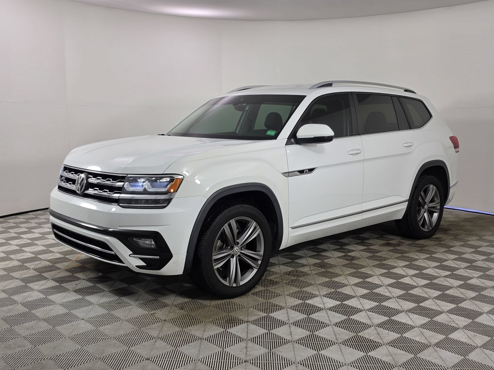 Used 2019 Volkswagen Atlas SE FWD image 3